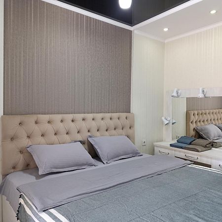 Aura On Abdrahmanova 145 Apartment Bishkek Exterior photo